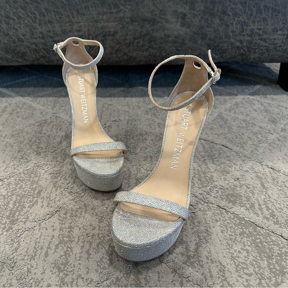 STUART WEITZMAN  Nudist Hollywood Metallic Platform
Sandals In Silver SIZE 9 - Picture 1 of 9